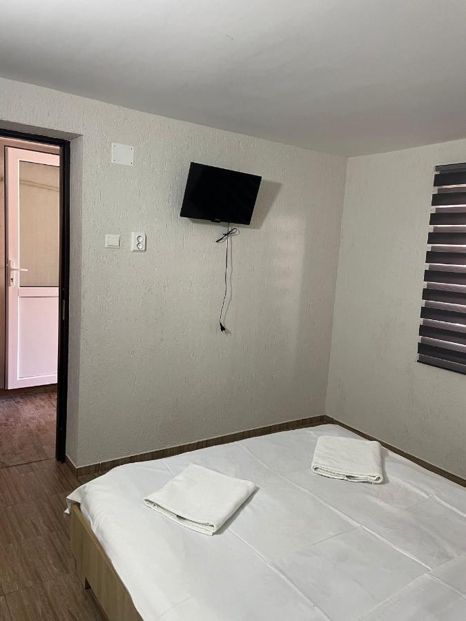 Complex Minerva Hotel คอสติเนช ภายนอก รูปภาพ